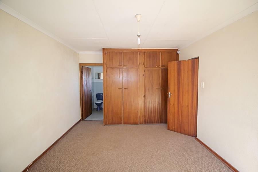 3 Bedroom Property for Sale in Dana Bay Western Cape